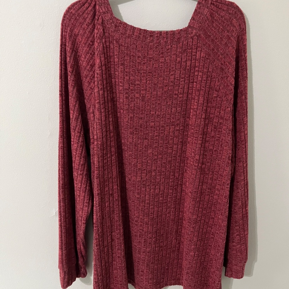Sweater - Picture 2 of 4